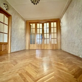 Продажа 3-комн квартиры на вторичном рынке Воротниковский переулок,  д. 2/11