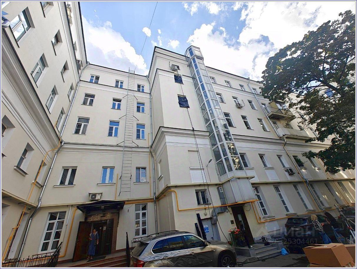 Продажа студии Красноказарменная улица, 3