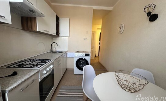 Аренда 2-комн квартиры на вторичном рынке Университетский пр-кт,  д. 23,  к. 1