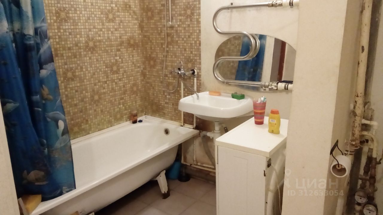 Продажа комнаты проспект Героев, 26к2