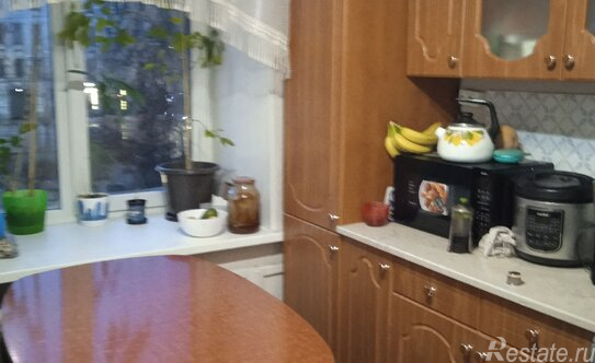 Продажа 3-комн квартиры на вторичном рынке Суворовский пр-кт,  д. 61