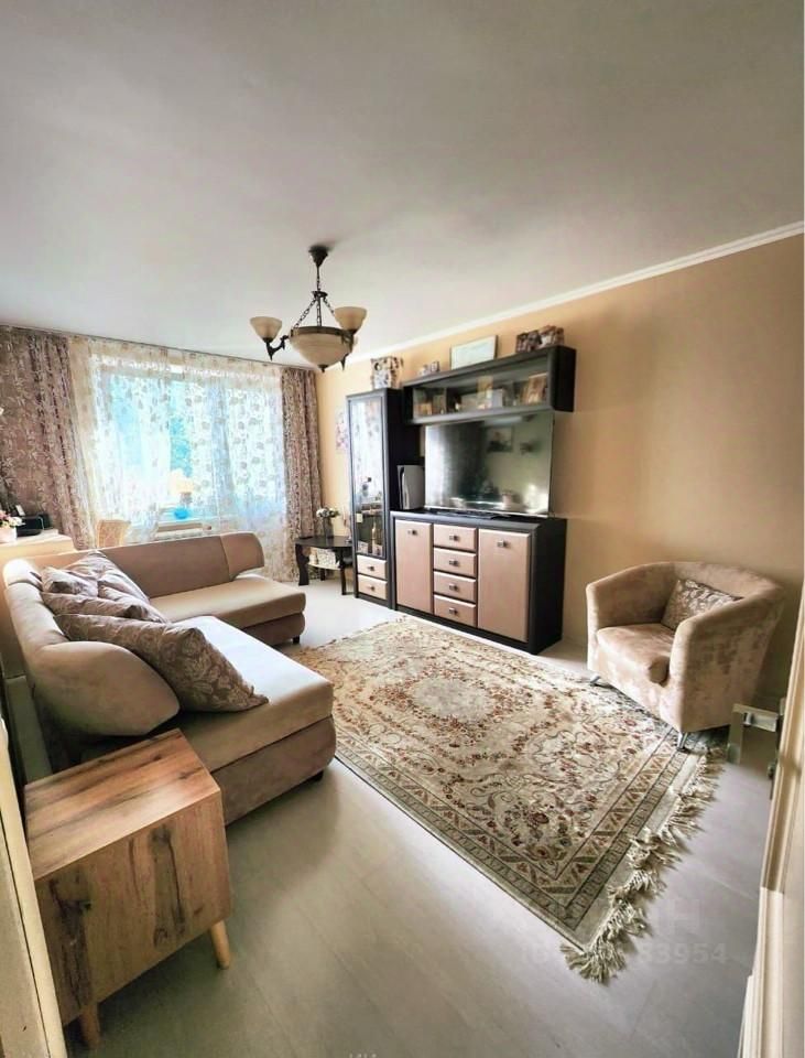 Продажа 2-комн квартиры на вторичном рынке Беломорская улица, 5К3