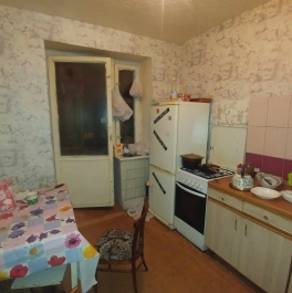 Продажа 2-комн квартиры на вторичном рынке рабочий посёлок Обухово, Богородский городской округ,  улица Ленина,  36