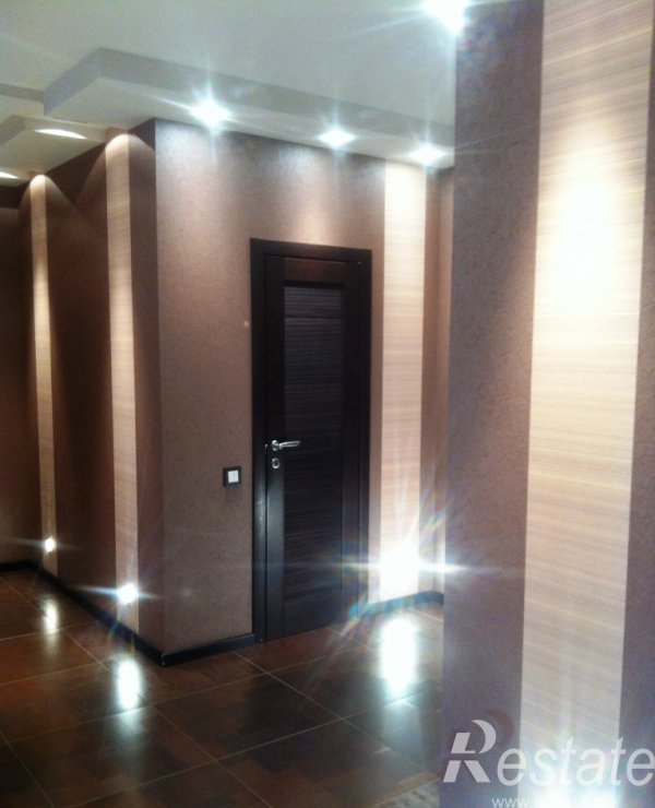 Продажа 3-комн квартиры на вторичном рынке Главная ул, Пушкин г ,  д. 31