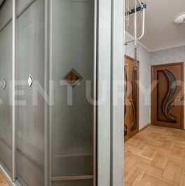 Продажа 3-комн квартиры на вторичном рынке ул Зеленоградская,  д. 17,  к. 5