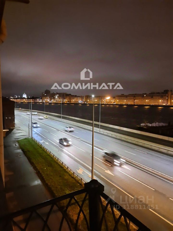 Продажа комнаты Арсенальная набережная, 9
