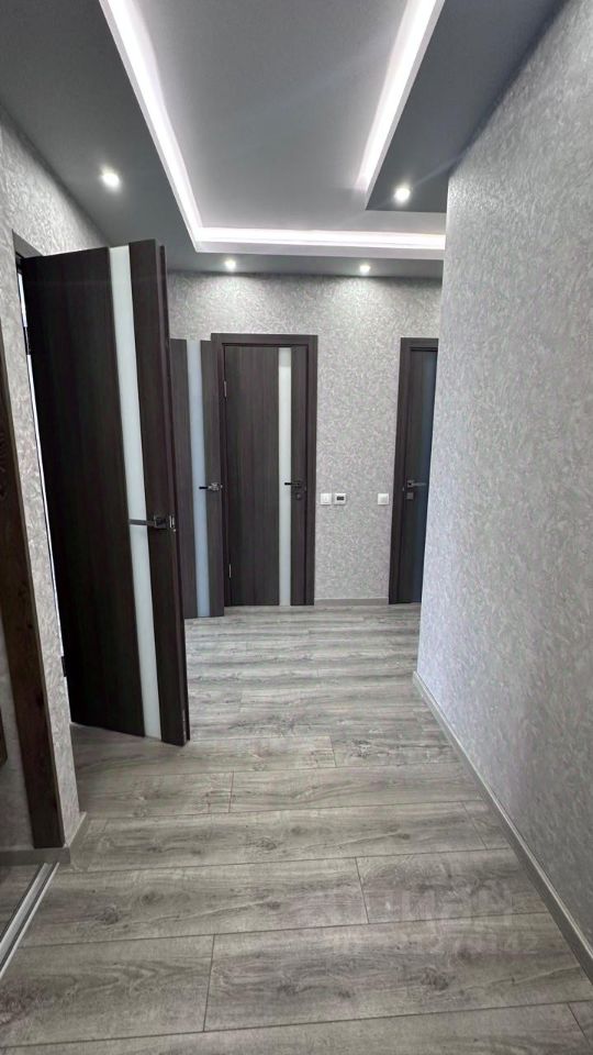 Продажа 2-комн квартиры на вторичном рынке Нахабино пгт, улица Белобородова, 8