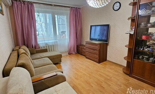 Продажа 1-комн квартиры на вторичном рынке Батюнинская улица,  д. 10