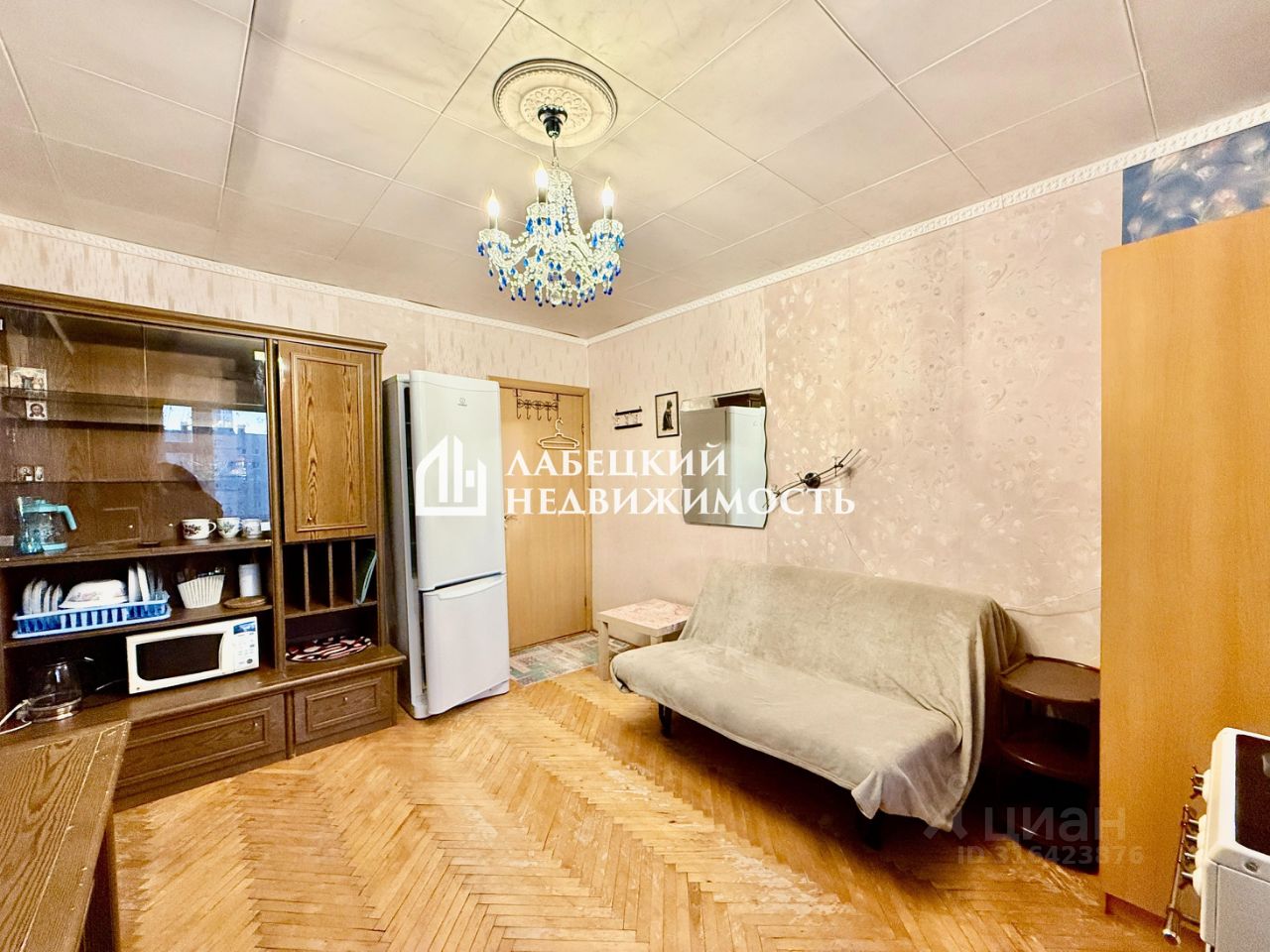 Продажа 3-комн квартиры на вторичном рынке Приморский проспект, 145К3