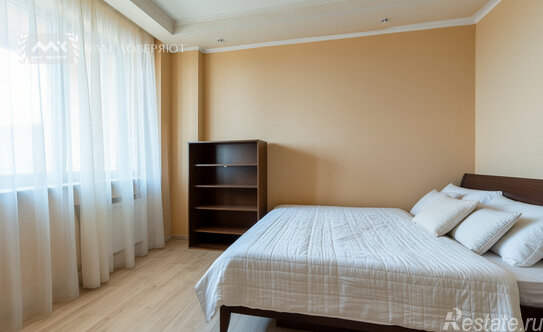 Продажа 5-комн квартиры на вторичном рынке улица Матроса Железняка,  д. 57