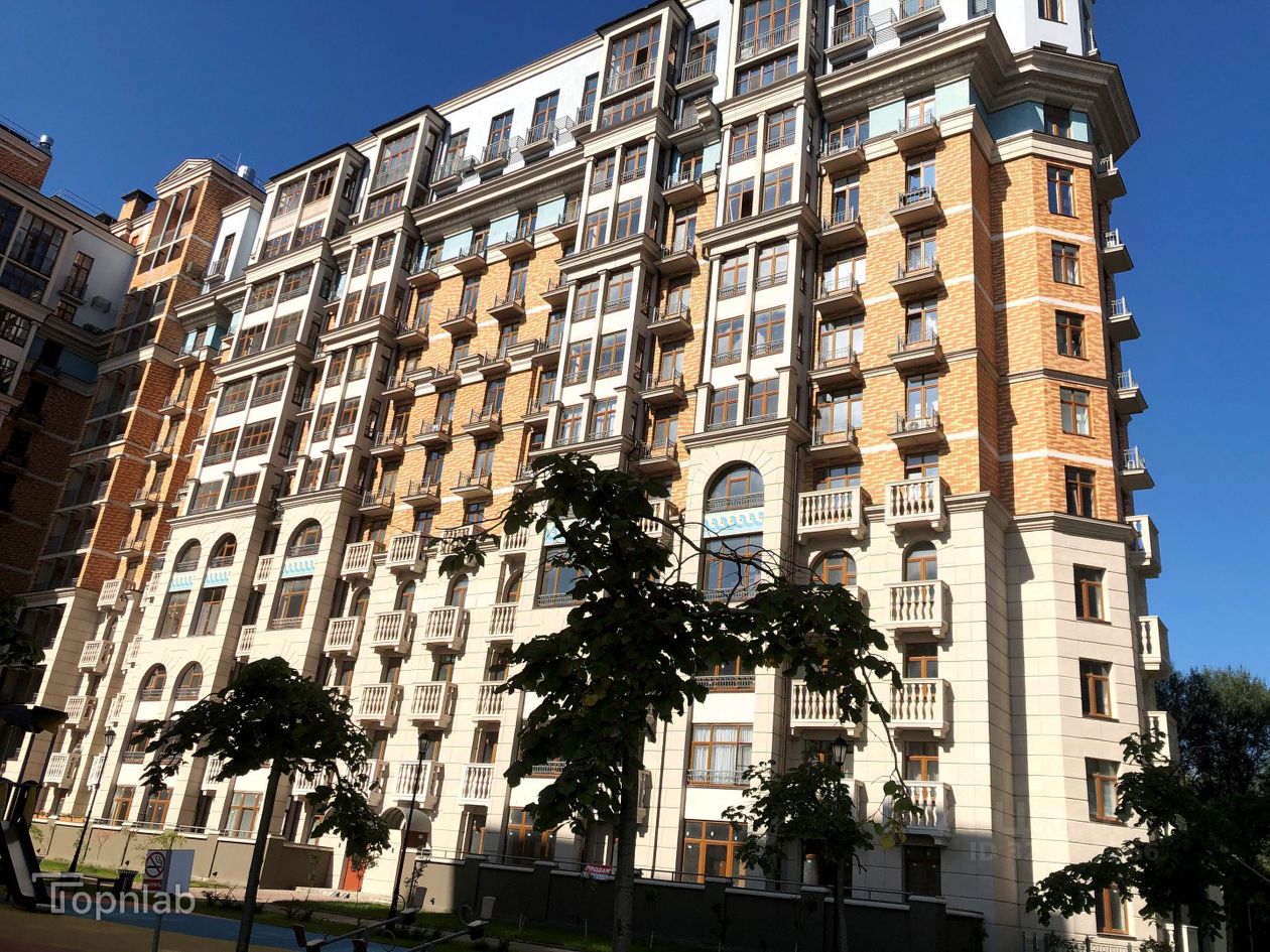 Продажа 4-комн квартиры на вторичном рынке Город-событие мкр, с. Лайково, 68