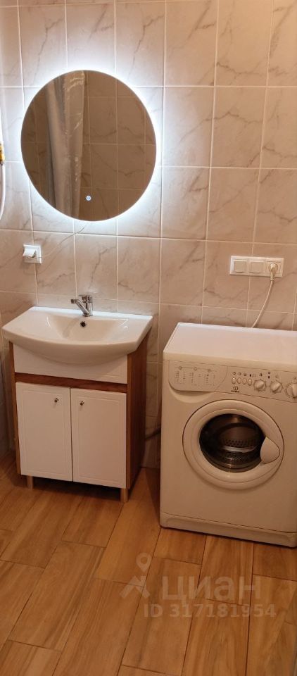 Аренда 2-комн квартиры на вторичном рынке Молодогвардейская улица, 27К1