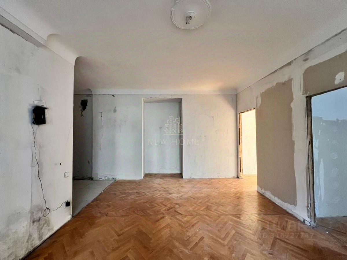 Продажа 3-комн квартиры на вторичном рынке улица Климашкина, 20