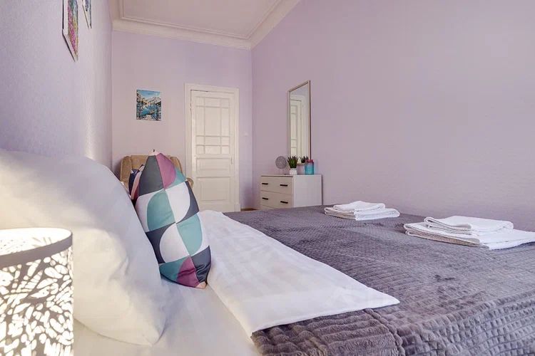 Аренда 2-комн квартиры на вторичном рынке Мичуринская улица, 7