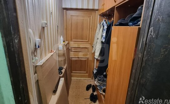 Продажа 2-комн квартиры на вторичном рынке улица Подводника Кузьмина,  д. 18