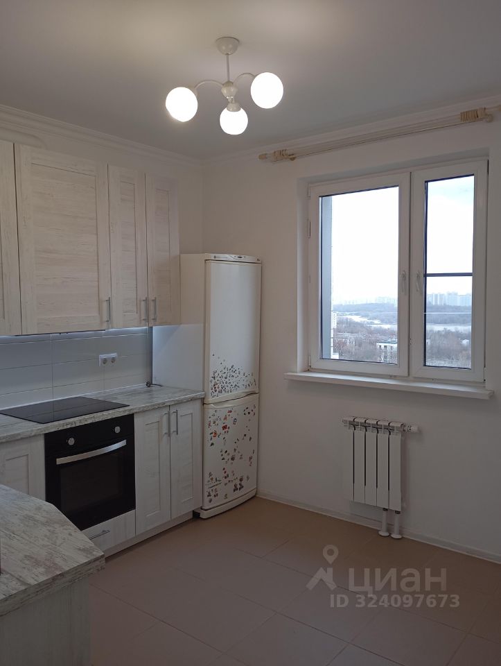 Продажа 3-комн квартиры на вторичном рынке Ереванская улица, 8