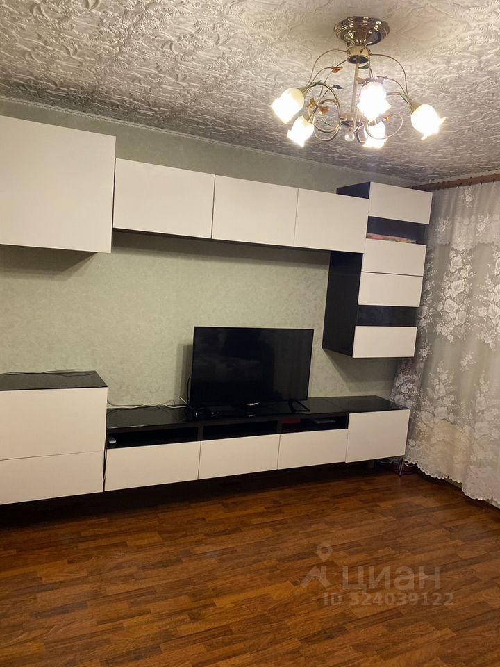 Аренда 1-комн квартиры на вторичном рынке Ферганская улица,  д. 9К5