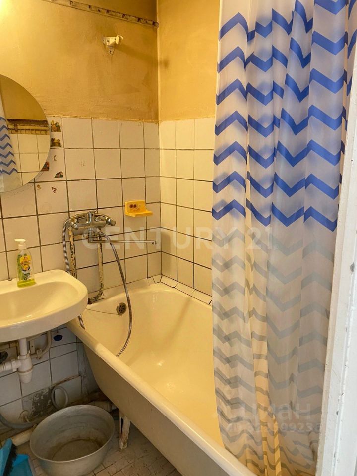 Продажа 1-комн квартиры на вторичном рынке улица Молдагуловой, 10К2