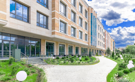 Продажа 2-комн квартиры на вторичном рынке Олимпийский пр-кт,  д. 10