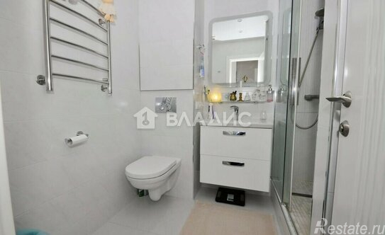 Продажа 1-комн квартиры на вторичном рынке улица Цюрупы,  д. 20 к1