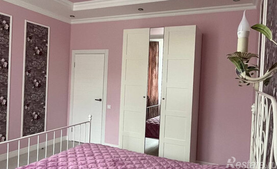 Продажа 3-комн квартиры на вторичном рынке Международный, ул Береговая,  д. 1