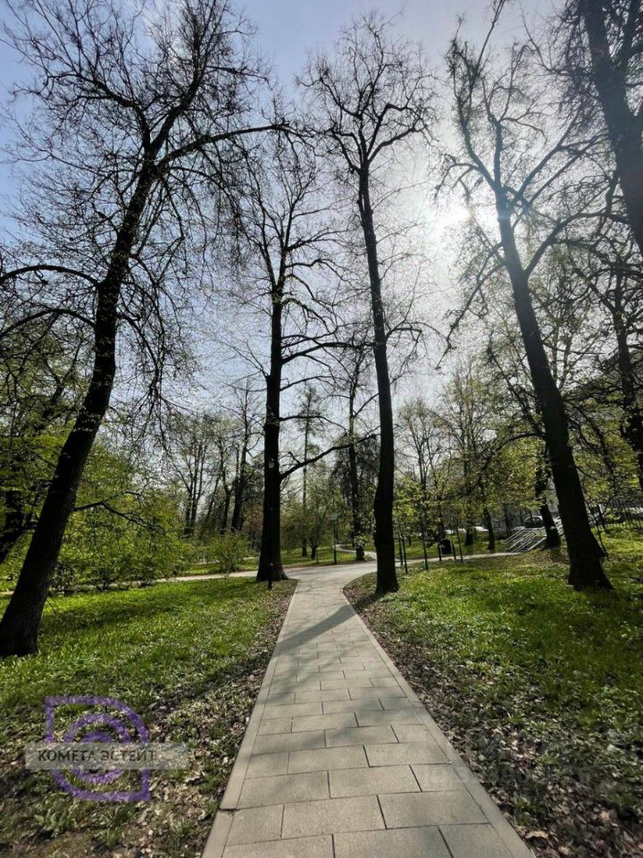 Продажа 2-комн квартиры на вторичном рынке Клинская улица, 2Ак7