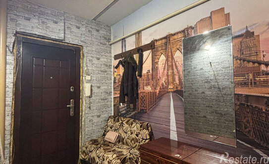 Продажа 2-комн квартиры на вторичном рынке улица Подвойского,  д. 14 к1