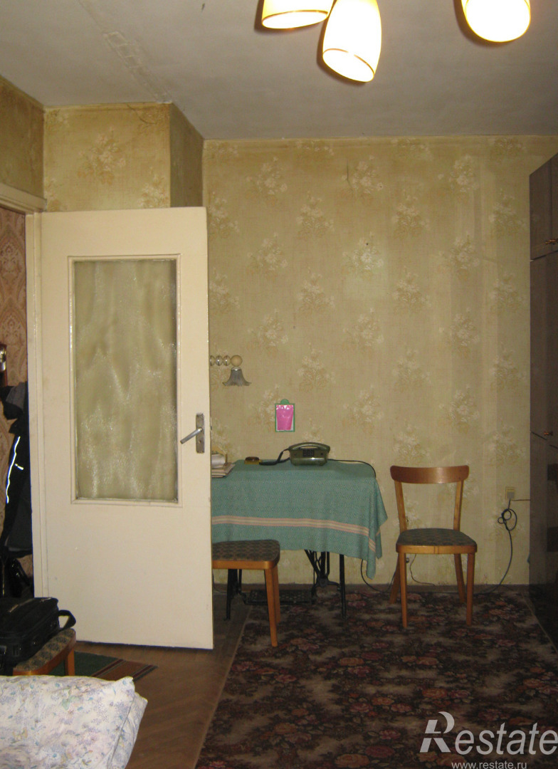 Продажа 2-комн квартиры на вторичном рынке Октябрьская ул, Ломоносов г ,  д. 78,  к. 2