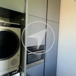 Продажа 3-комн квартиры на вторичном рынке ул Алексея Свиридова,  д. 1