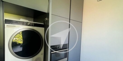 3-комн квартира ул Алексея Свиридова,  д. 1