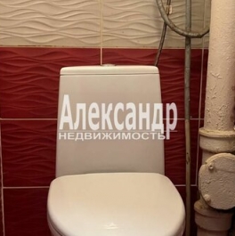 Продажа 2-комн квартиры на вторичном рынке улица Восстания,  д. 42А