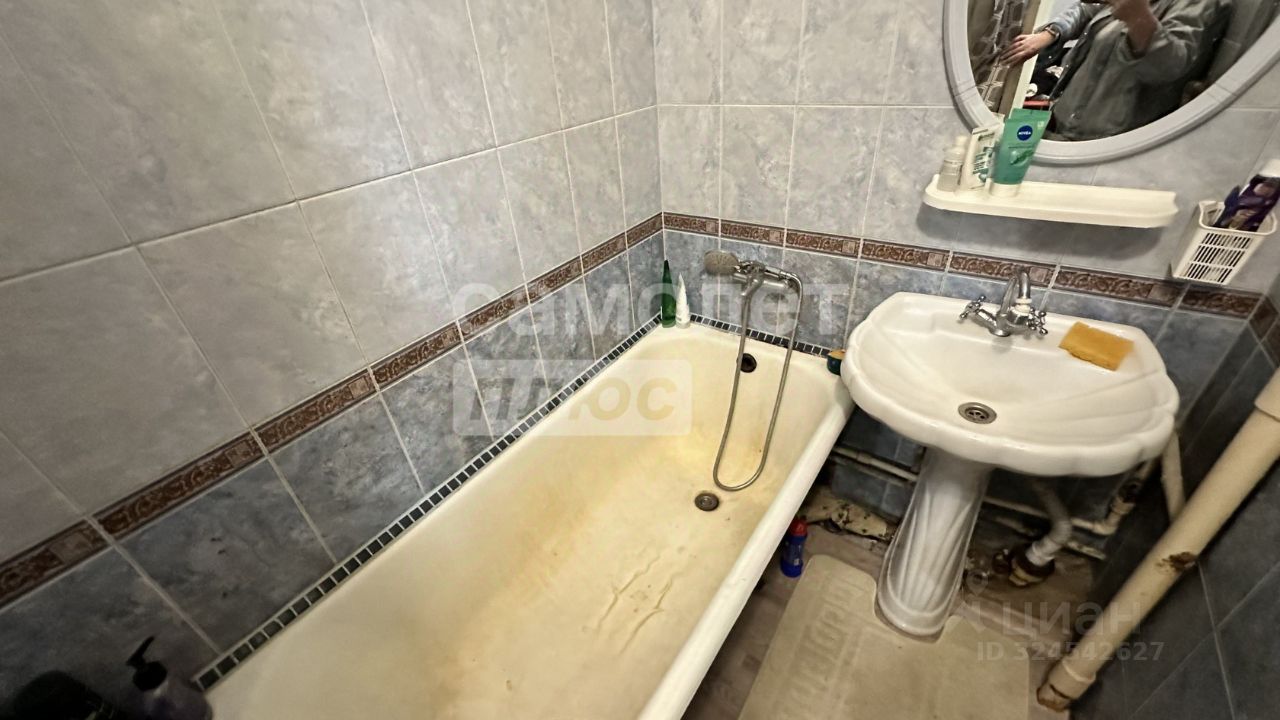 Продажа 1-комн квартиры на вторичном рынке Юбилейный мкр, улица Парковая, 4