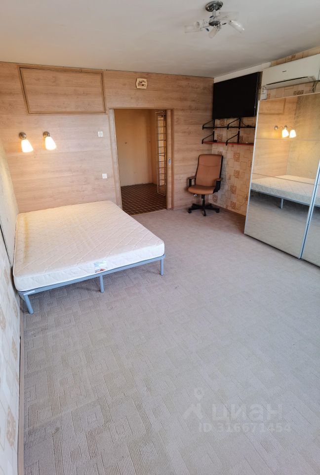 Аренда 2-комн квартиры на вторичном рынке улица Маршала Савицкого, 20