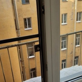 Продажа 2-комн квартиры на вторичном рынке улица Чехова,  д. 1/12