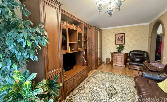 Продажа 2-комн квартиры на вторичном рынке Заречье, улица Декабристов,  д. 12