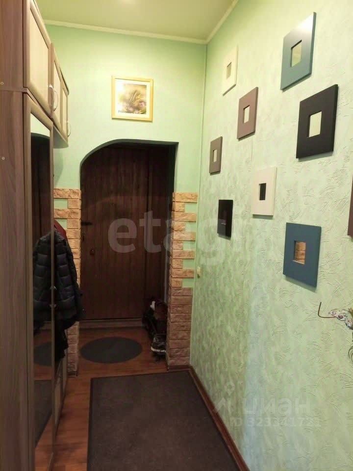 Продажа 3-комн квартиры на вторичном рынке пос. Шушары, Детскосельский тер., шоссе Колпинское, 45