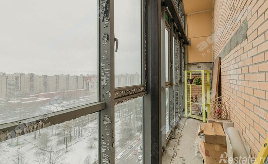 Продажа 1-комн квартиры на вторичном рынке Космонавтов пр-кт,  д. 65 к2