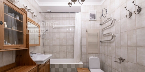 2-комн квартира Новорогожская улица,  д. 40