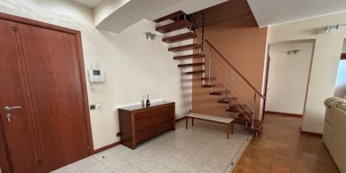 4-комн квартира ул Кржижановского,  д. 23,  к. 4