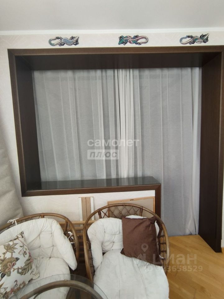 Продажа 3-комн квартиры на вторичном рынке Голубое пгт, улица Родниковая, 5