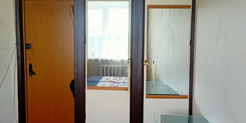 Комната Металлострой пос., Садовая ул. ,  д. 21,  к. 3