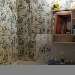 Продажа 4-комн квартиры на вторичном рынке Белградская ул,  д. 10,  к. 1