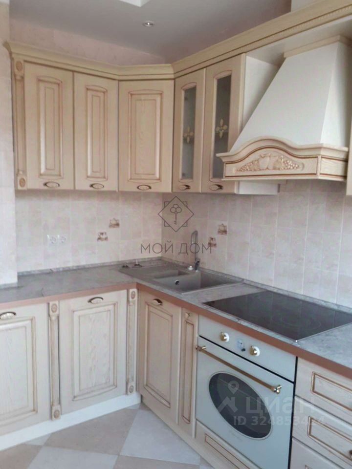 Аренда 2-комн квартиры на вторичном рынке улица Скульптора Мухиной,  д. 8К2