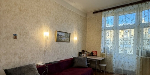 4-комн квартира улица Маринеско,  д. 1