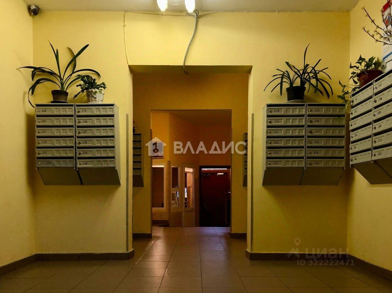 Продажа 2-комн квартиры на вторичном рынке Шереметьевская улица, 27