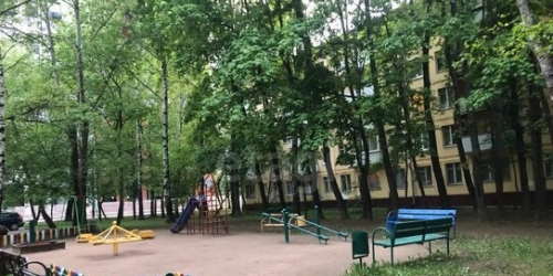 2-комн квартира ул Героев Панфиловцев,  д. 27,  к. 2