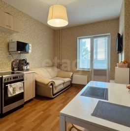 Продажа 1-комн квартиры на вторичном рынке Центральная улица,  д. 14 к1