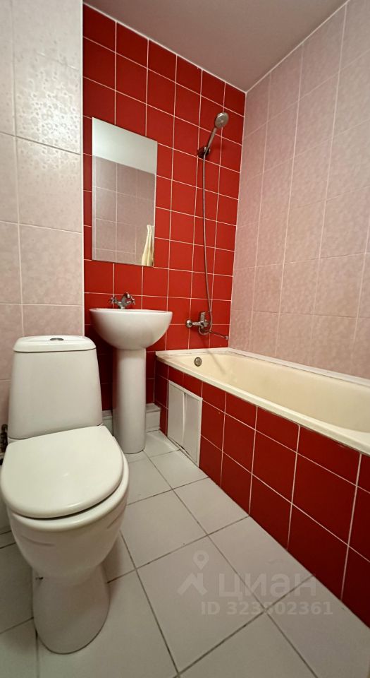 Аренда 1-комн квартиры на вторичном рынке Бухарестская улица, 146к3