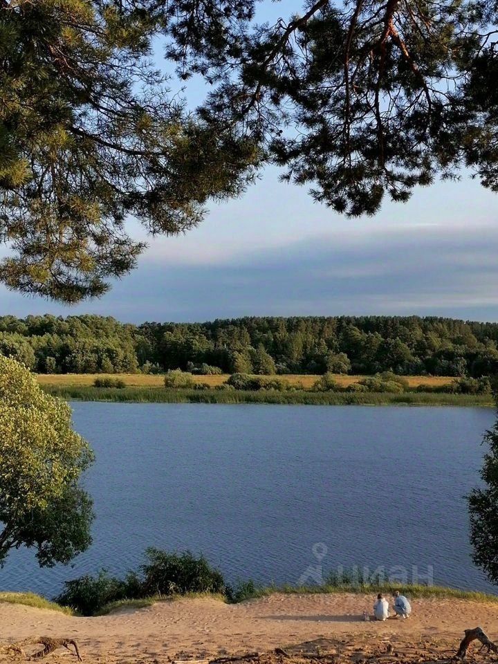 Продажа 2-комн квартиры на вторичном рынке Сясьстрой, улица Петра Лаврова, 6