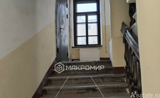 Продажа 4-комн квартиры на вторичном рынке Синопская набережная,  д. 28